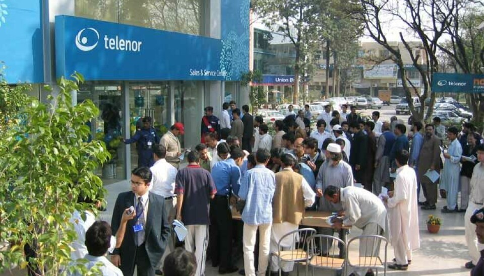 Telenor Pakistan har hatt synkende inntekter og er nå solgt.