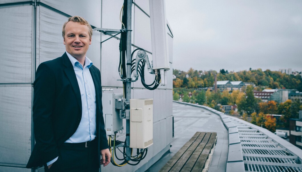 Jon Christian Hillestad, leder for bedriftsmarkedet i Telia Norge, kan nå tilby sine bedriftskunder en langt rikere meldingstjeneste.S