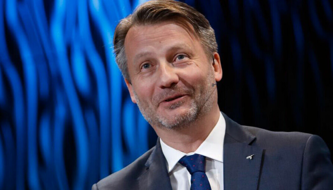 Jørgen Arentz Rostrup, leder for Telenor Asia, gleder seg over regulatorisk samtykke for fusjon med Axiata Group.